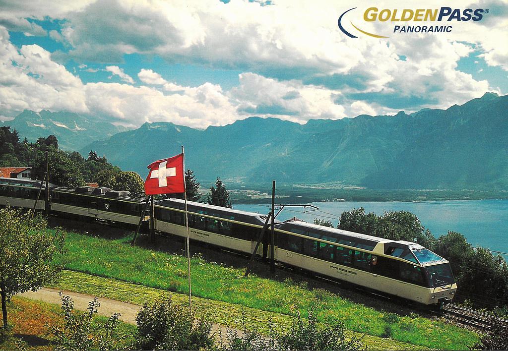 Postcards 22102 MOB Golden Pass