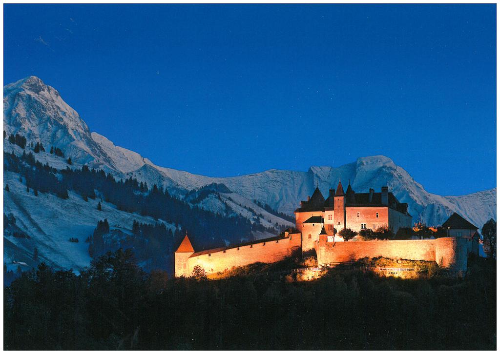 Postcards 27519 w Château de Gruyères