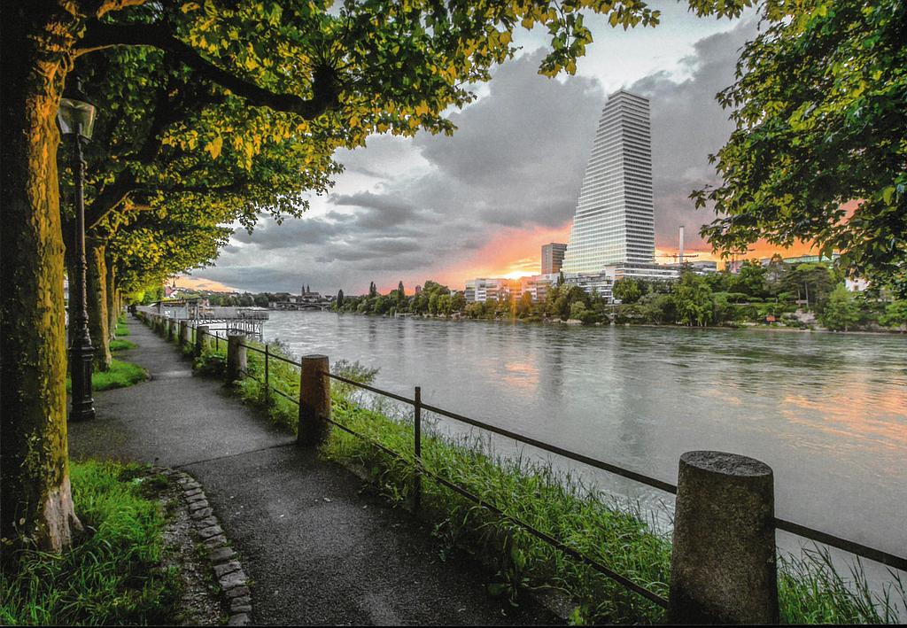 Postcards 29125 Basel, Roche-Turm, Rhein 